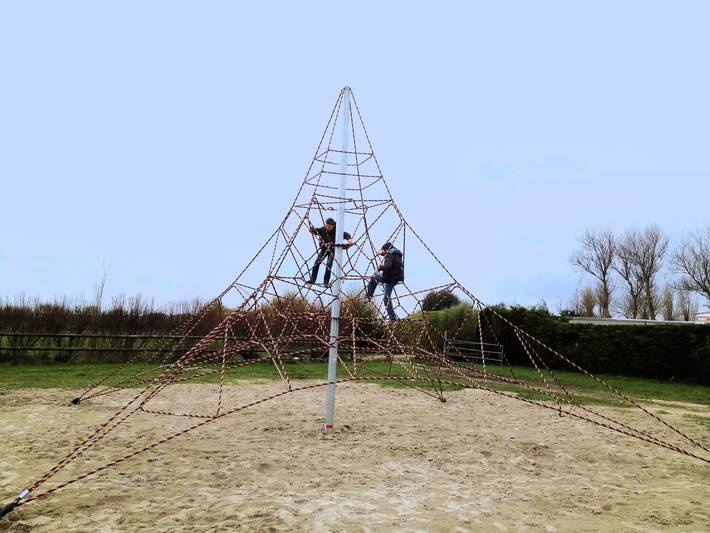 Mobil home pour 4 personnes, avec piscine ainsi que terrasse et sauna à Ravenoville - 4