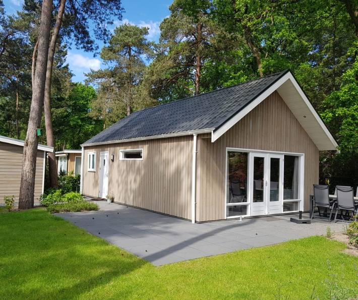 Chalet voor 4 personen, met tuin en terras, met huisdier in Hoenderloo