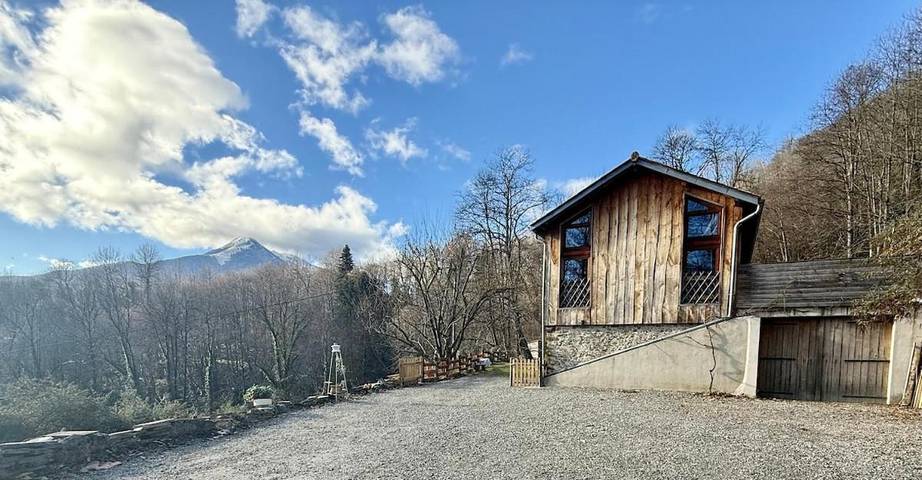 Location de vacances pour 15 personnes, avec balcon et piscine à Sengouagnet - 4