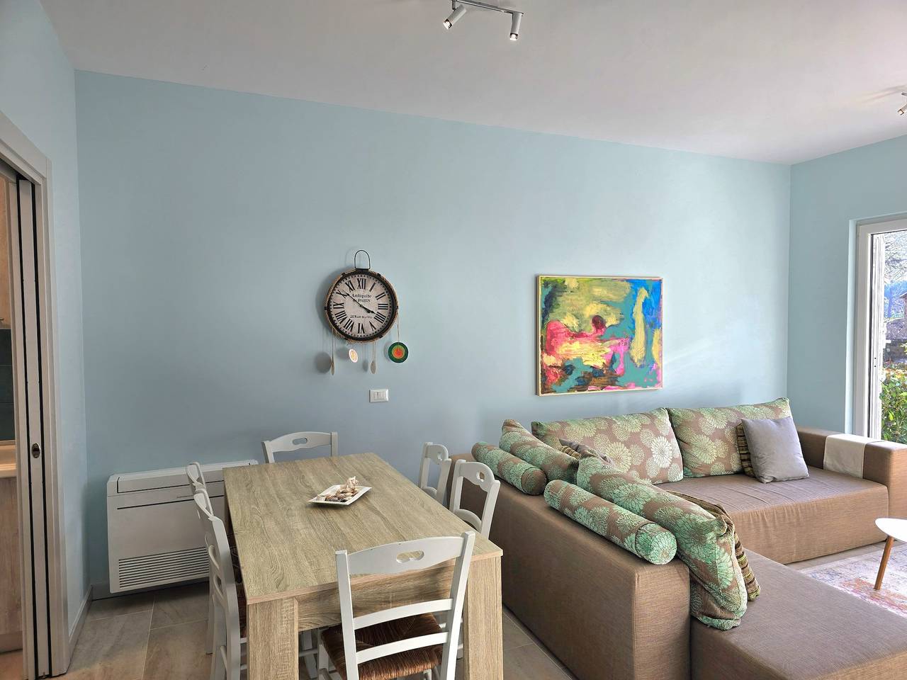 Ganze Wohnung, Lejlighed ved Elements Strand med Pool in Albanien