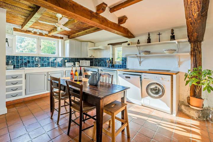 Estudio con encanto en el corazón de una finca vinícola in Pézenas, Costa mediterránea (Francia)