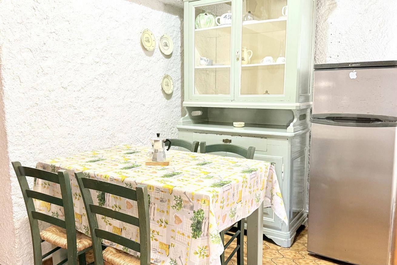 Apartamento entero, S268 - Sirolo, delightful three-room apartment in the historic center with parking space in Sirolo, Riviera del Conero