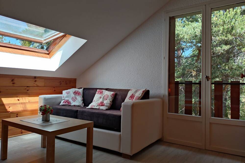 Chalet du Loup at the foot of the slopes in Montclar, Alpes-de-Haute-Provence