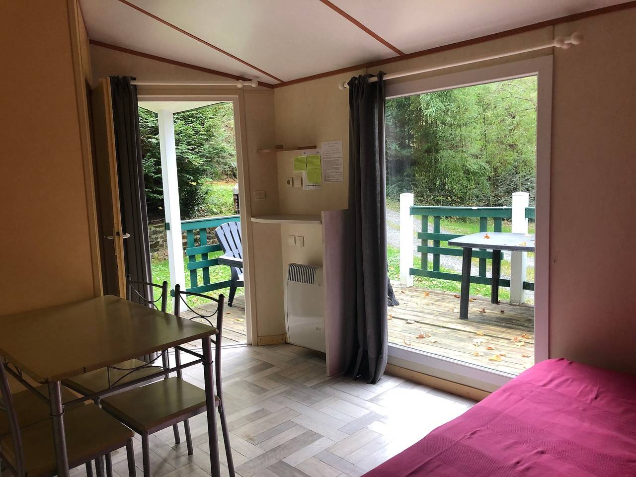 Chalet 'Du Moulin Du Châtain 3' avec piscine partagée, terrasse privée et jardin partagé in Payzac (Dordogne), Périgord Vert