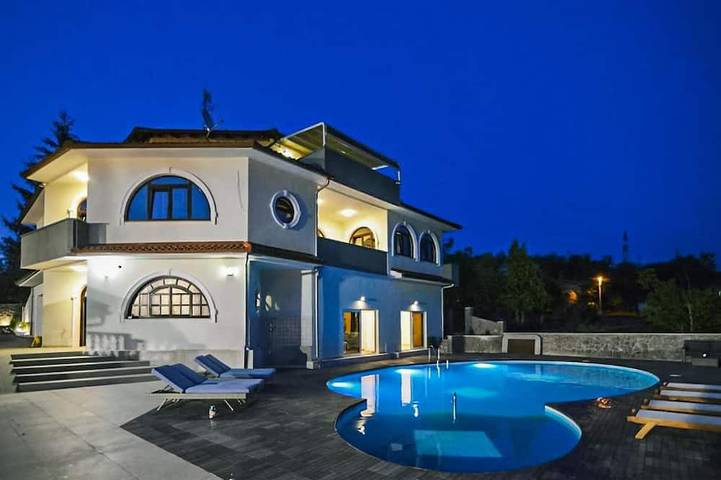 Ferienhaus für 12 Personen, mit Garten und Sauna, mit Haustier