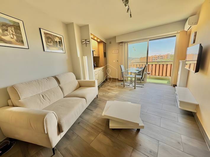 Gîte pour 2 personnes, avec Balcon à Le Cannet - 2
