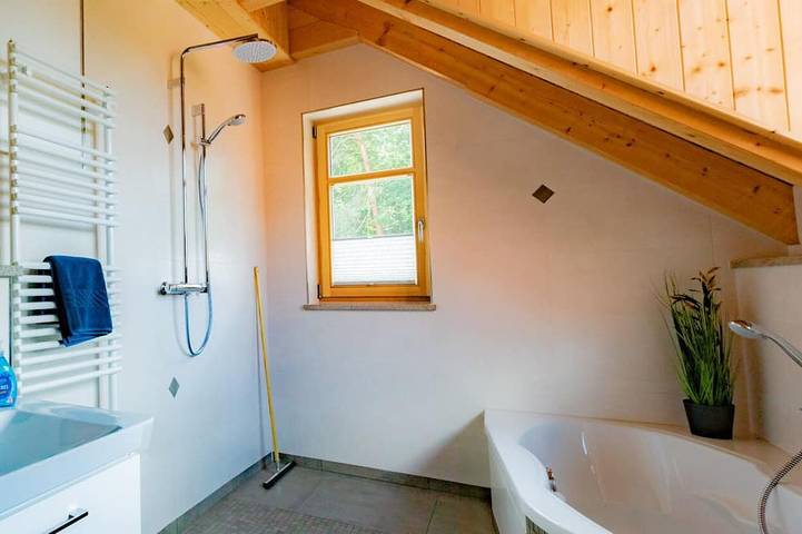 Ganze Wohnung, Wohnung mit 2 Schlafzimmern, Balkon, Kamin - Urlaub mit einzigartigem Ausblick in Rathen, Elbsandsteingebirge