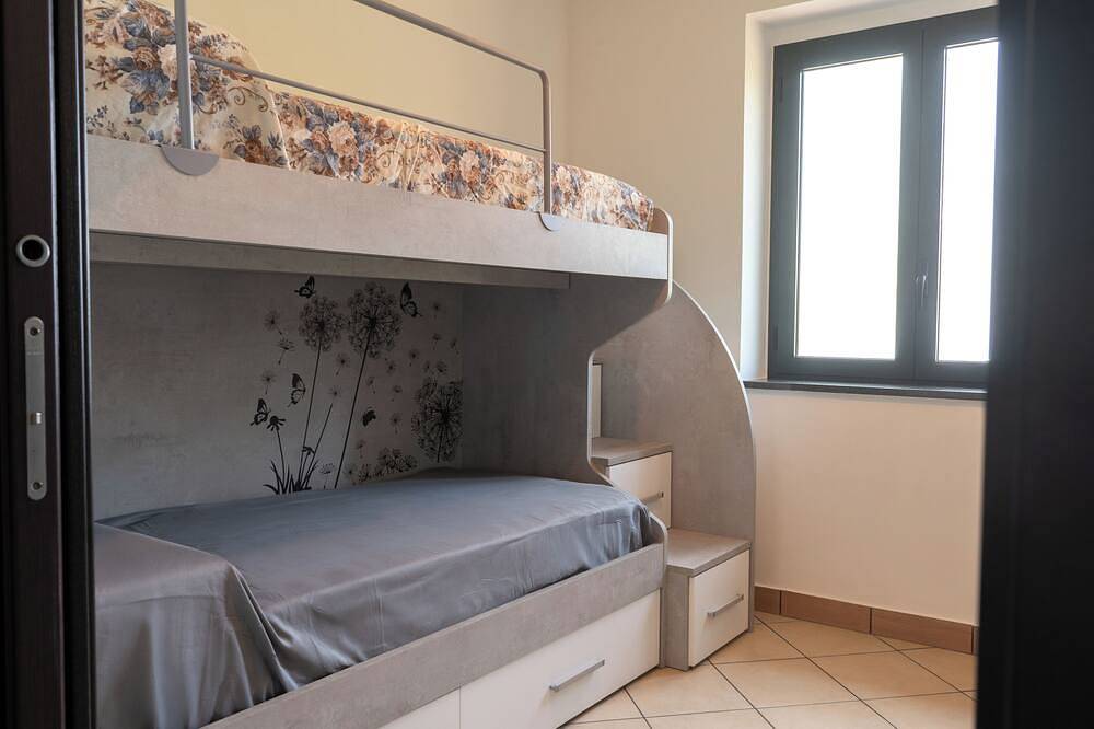 Panoramic house surrounded by nature just 8 minutes from the beaches of Diamante in Maierà, Costa Tirrénica Calabria