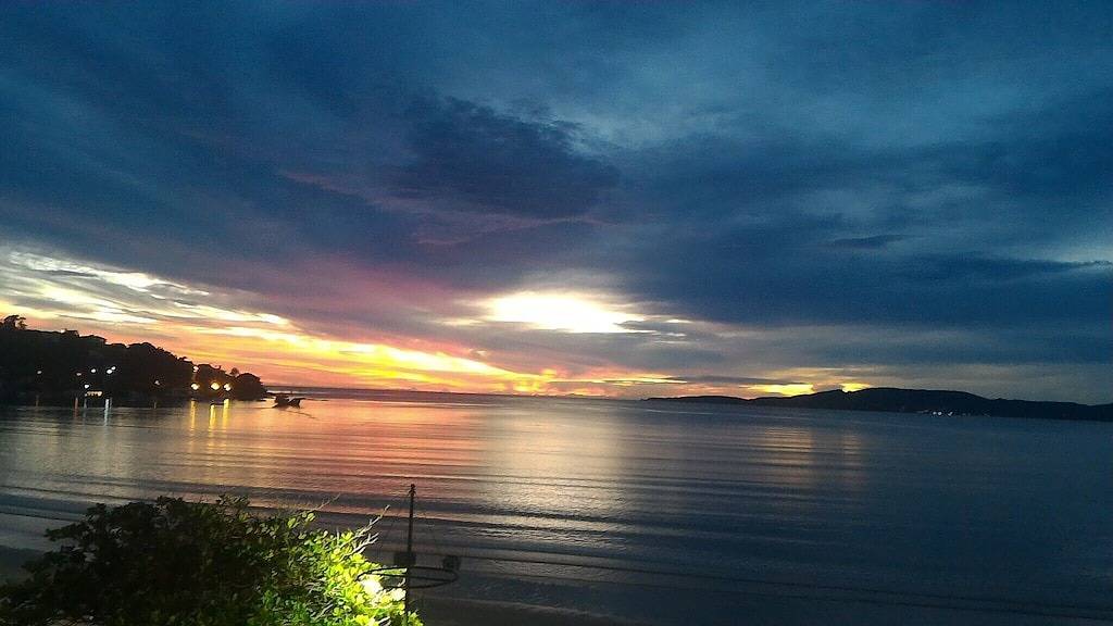 Ganze Wohnung, 3-bedroom apartment with 3 balconies and panoramic views of Itapema beach in Itapema, Litoral Catarinense