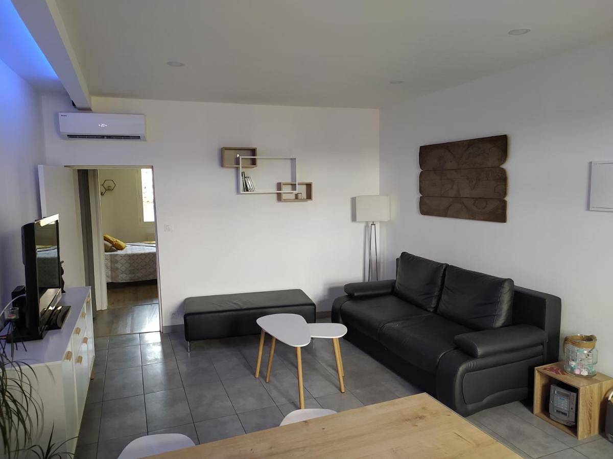 Appartement entier, "Antre Nous" au Cœur de Lunel in Lunel, Côte méditerranéenne (France)