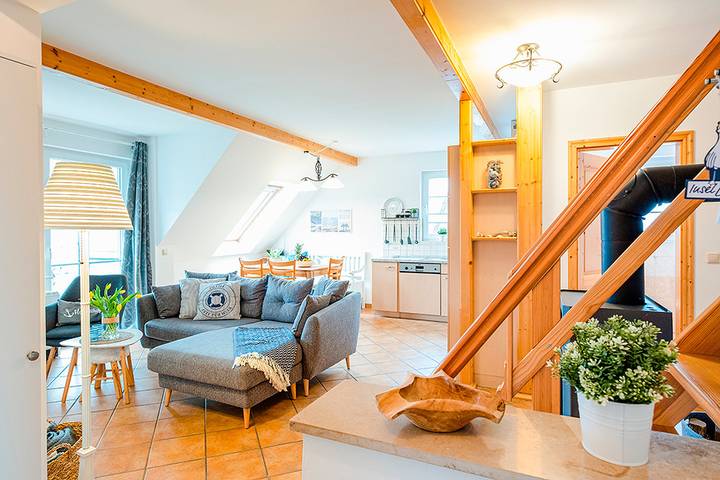Ganze Ferienwohnung, Dachgeschoß, An der Mühle in Trassenheide, Usedomer Norden
