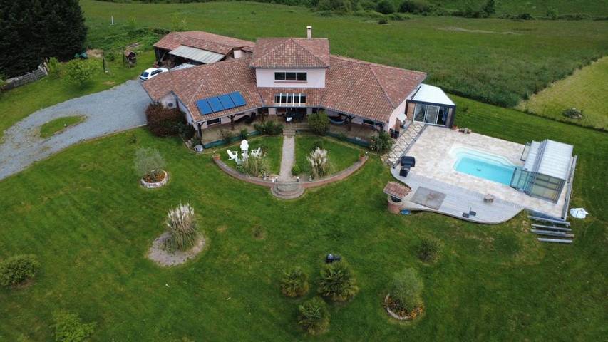 Villa pour 12 personnes, avec vue ainsi que jardin et piscine dans Haute-Garonne - 3