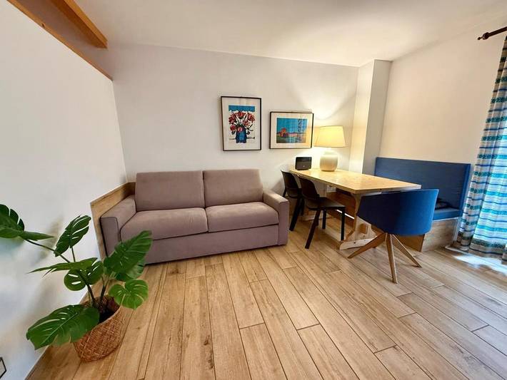 Gîte pour 6 personnes, avec vue et jardin ainsi que terrasse et sauna, animaux acceptés à Carisolo - 2