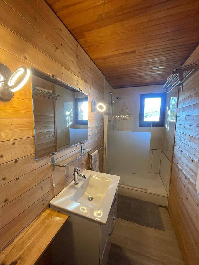 Gîte pour 7 personnes, avec vue et balcon à Sauto - 4