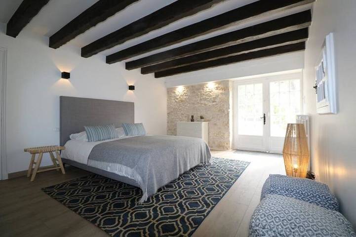 Location de vacances pour 6 personnes, avec jacuzzi ainsi que piscine et jardin à Bézenac - 4