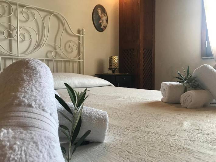 Location de vacances pour 6 personnes, avec vue et jardin à Santa Domenica Talao