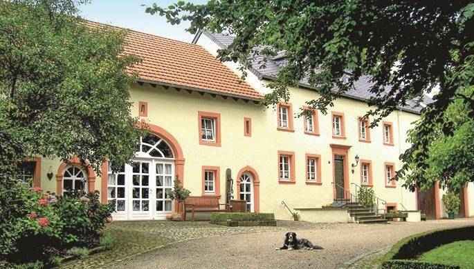 Ferienhaus für 4 Personen, mit Terrasse und Garten sowie Sauna in der Südeifel