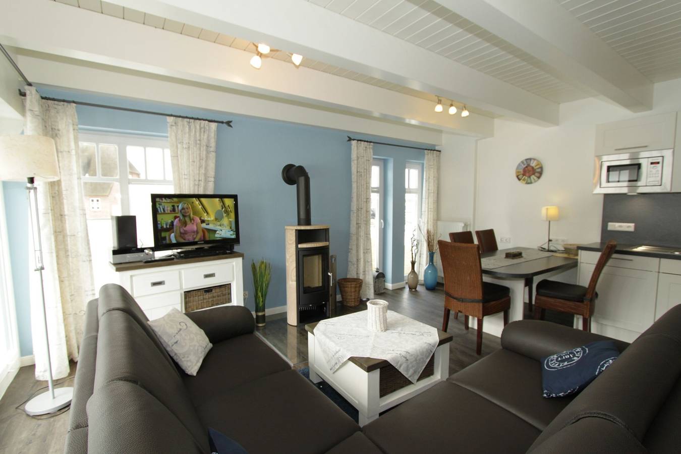 Ganze Ferienwohnung, Kliffkate in FKK-Strand Goting, Goting