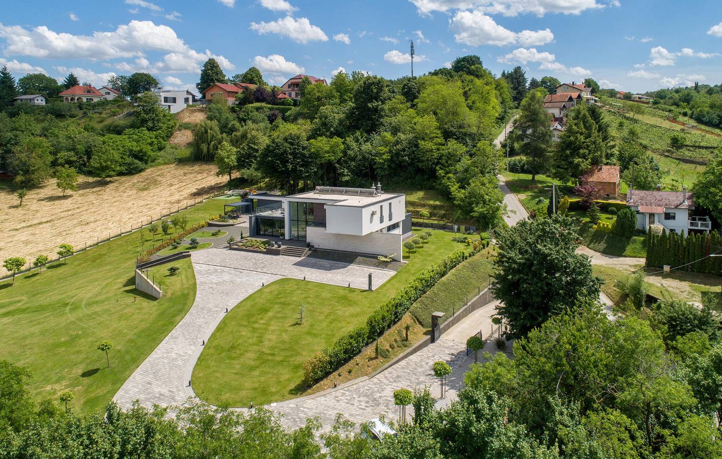 Gemütliche 350 m² große Ferienwohnung mit WLAN, Terrasse und Grill in der Nähe des Zentrums von Ludbreg in Ludbreg, Varazdin