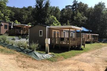 Mobil home pour 4 personnes à Thonac