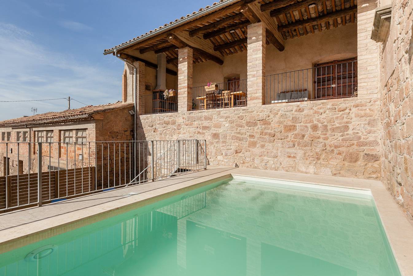 "Masia Can Pla" mit Pool und Wlan in Sant Mateu de Bages, Pla de Bages DO