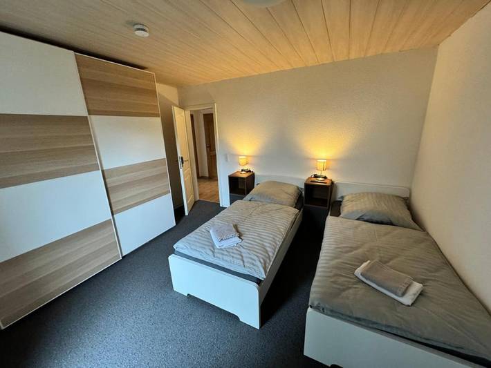 Ferienwohnung für 17 Personen, mit Balkon und Terrasse sowie Ausblick in Oedheim