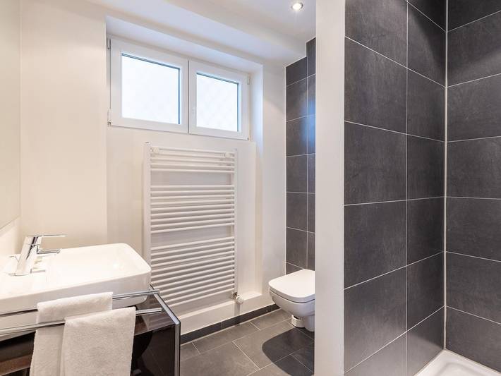 Ferienwohnung für 3 Personen, mit Terrasse und Garten, kinderfreundlich in München - 4