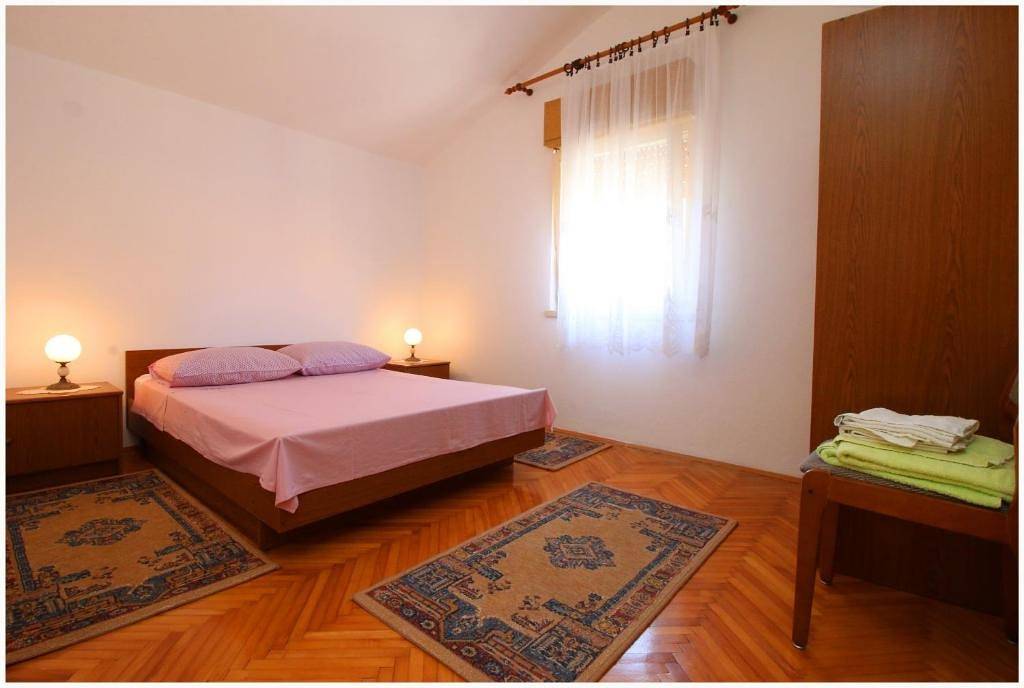 Ganze Wohnung, Zwei-Zimmern Apartment im Zentrum in Primosten, Šibenik-Knin