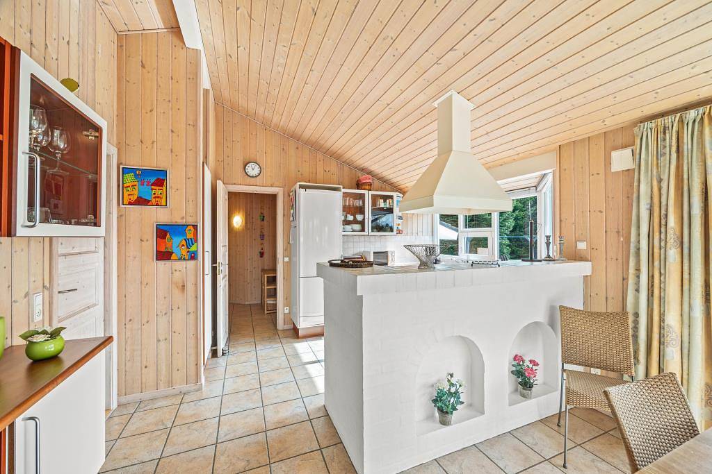 Klassisk sommerhus med spa i børnevenlige Jegum in Jegum, Jegum Ferieland
