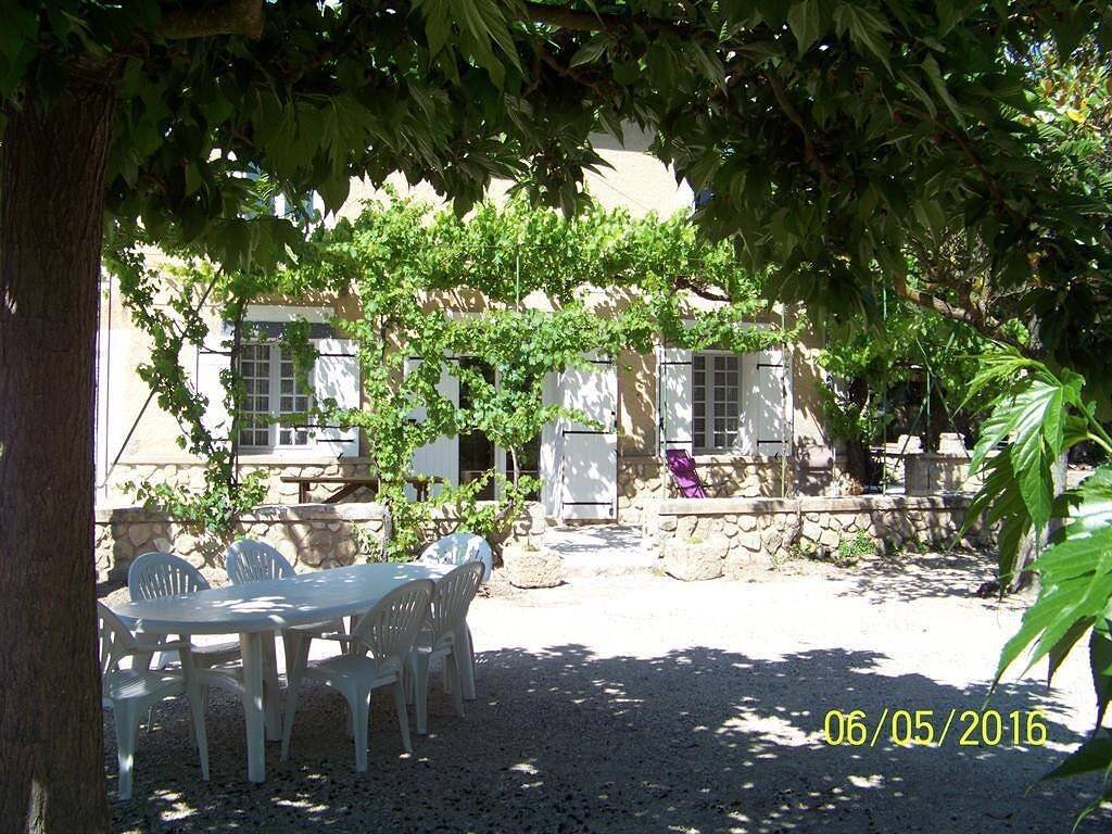 Le mas Alexis in L'Isle-sur-la-Sorgue, Vaucluse