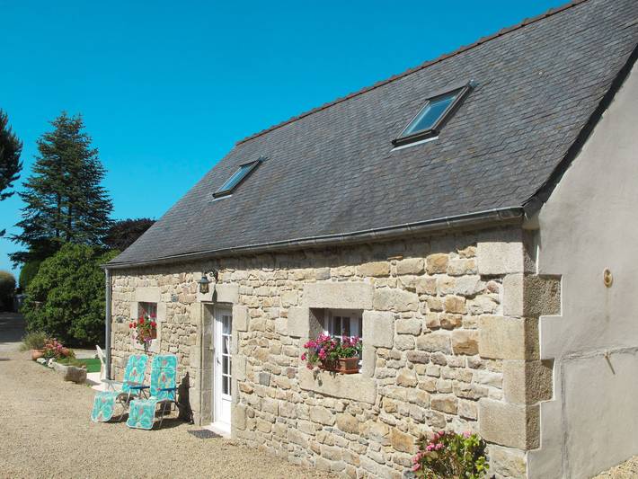 Location de vacances pour 4 personnes, avec terrasse et jardin, animaux acceptés à Saint-Pol-de-Léon - 2