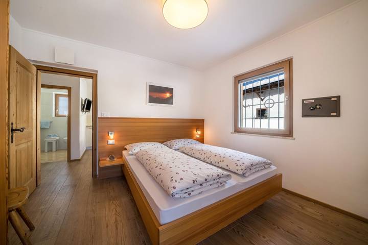 Ferienwohnung für 5 Personen, mit Balkon und Garten in Hafling - 2