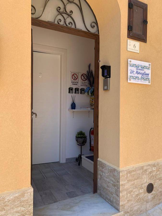 Small Double Room in Lascari, Provincia di Palermo