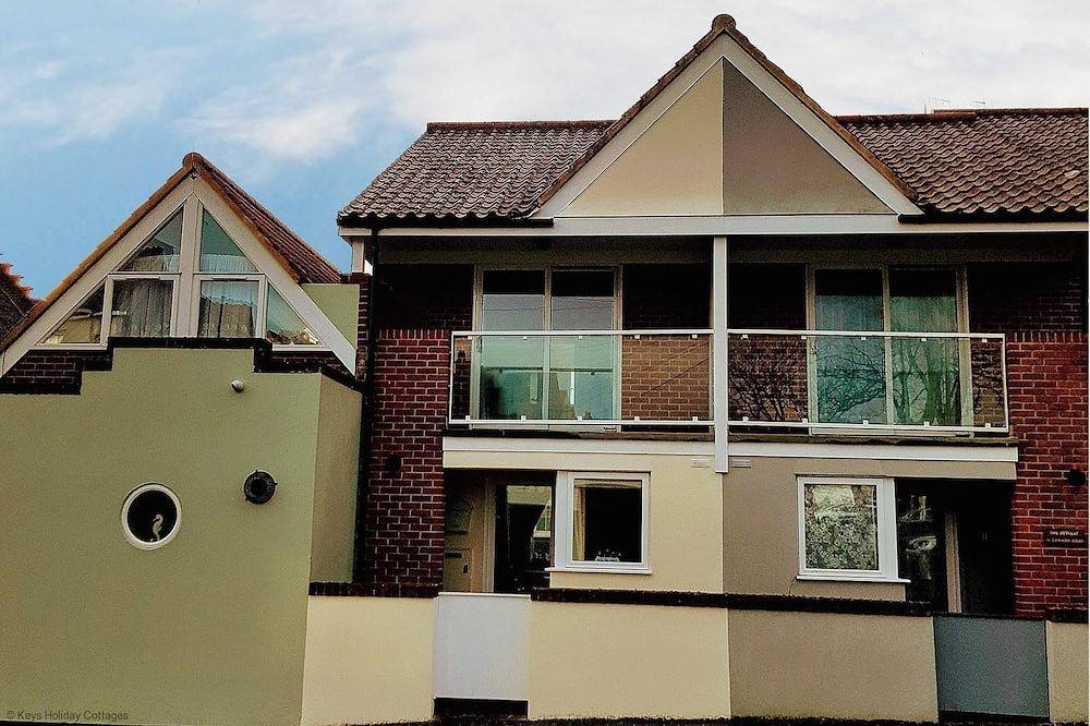 Fantastic for a seaside getaway within easy reach of the cliff-top & access to the sea front & beach in Cromer, Norfolk Coast