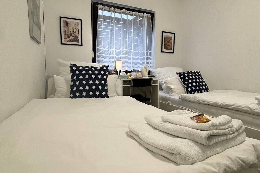 Quartier Wenzelnberg kleines Doppelzimmer Raum 1 in Langenfeld (Rheinland), Düsseldorf und Umgebung