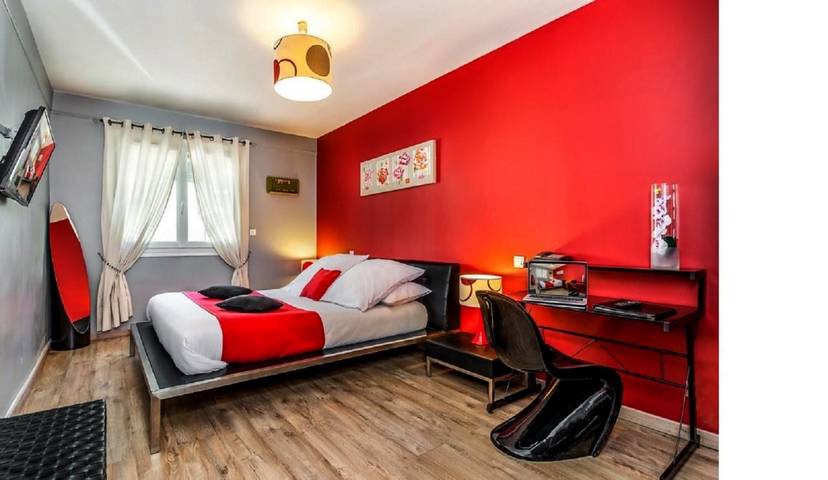 Hôtel pour 2 personnes, avec jardin et piscine, adapté aux familles à Nissan-lez-Enserune - 4