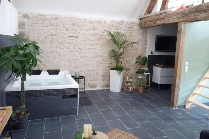 Gîte pour 3 personnes, avec jardin ainsi que terrasse et vue dans Mont-Notre-Dame