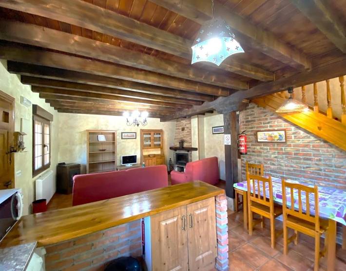 Casa rural para 6 personas, con Jardín en Val de San Vicente - 4