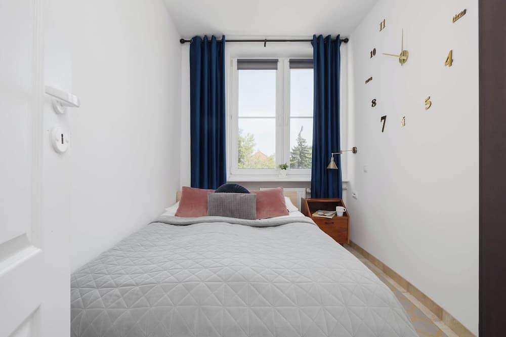 Entire apartment, Cozy Apartment for Friends | Great Location Close to the Metro in Żoliborz, Warsaw