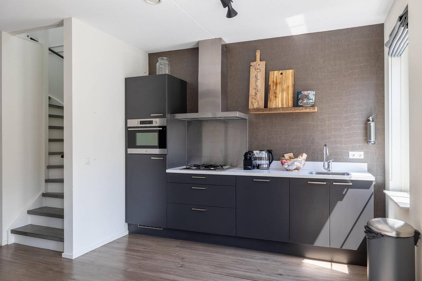Geheel appartement, Duinhof Klein Dishoek | by Welcome in — Appartement - Kaapduinseweg 13 | Dishoek "13D Luxe 6 personen" in Dishoek, Walcheren
