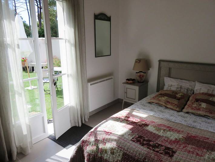 Location de vacances pour 2 personnes, avec terrasse sur l' Île de Ré - 4