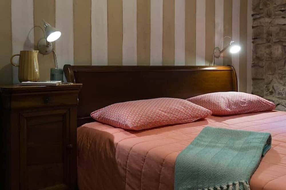 Charming & Authentic Stone House La Brugna in Borgo Val di Taro, Apennin Parmensan