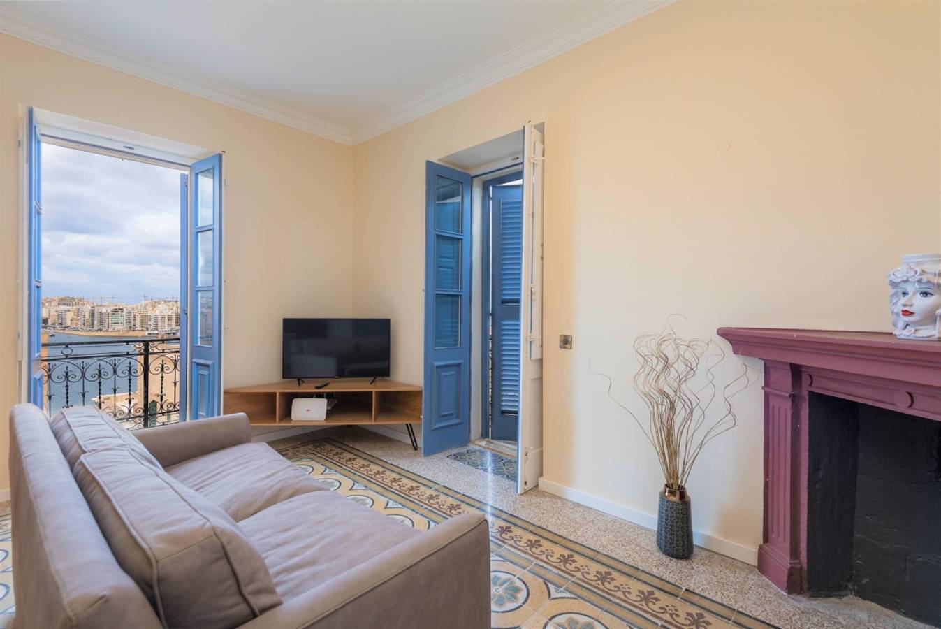 Ganze Wohnung, Ferienwohnung für 4 Personen mit Balkon in Valletta, Insel Malta