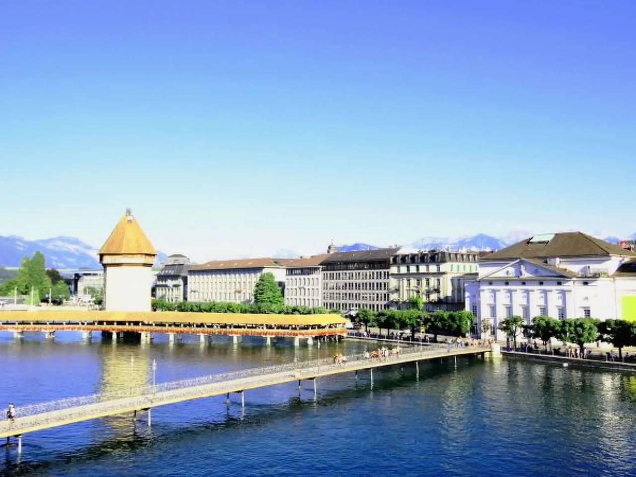 Ganze Wohnung, 1 Pièce 5 Personnes in Luzern Zustellkreis, Luzern