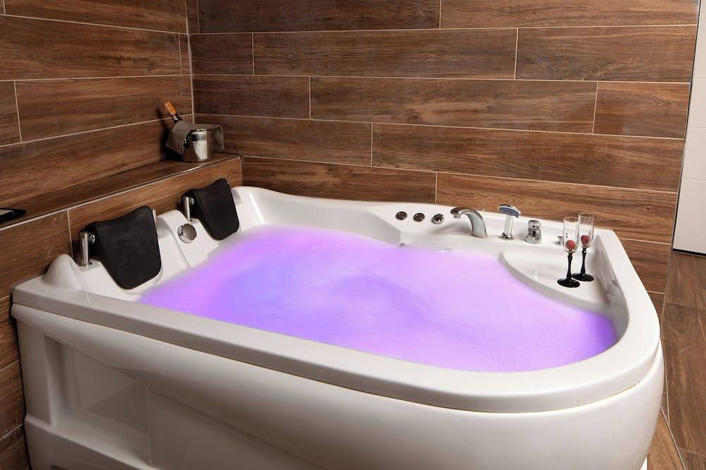 Chic hotel in marvelous Istanbul with Ac, Wifi in Istanbul, Regione di Marmara