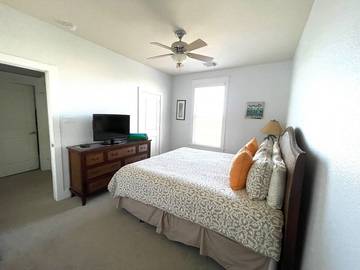 Cabin for 12 Guests in Galveston Island, Galveston, Picture 4