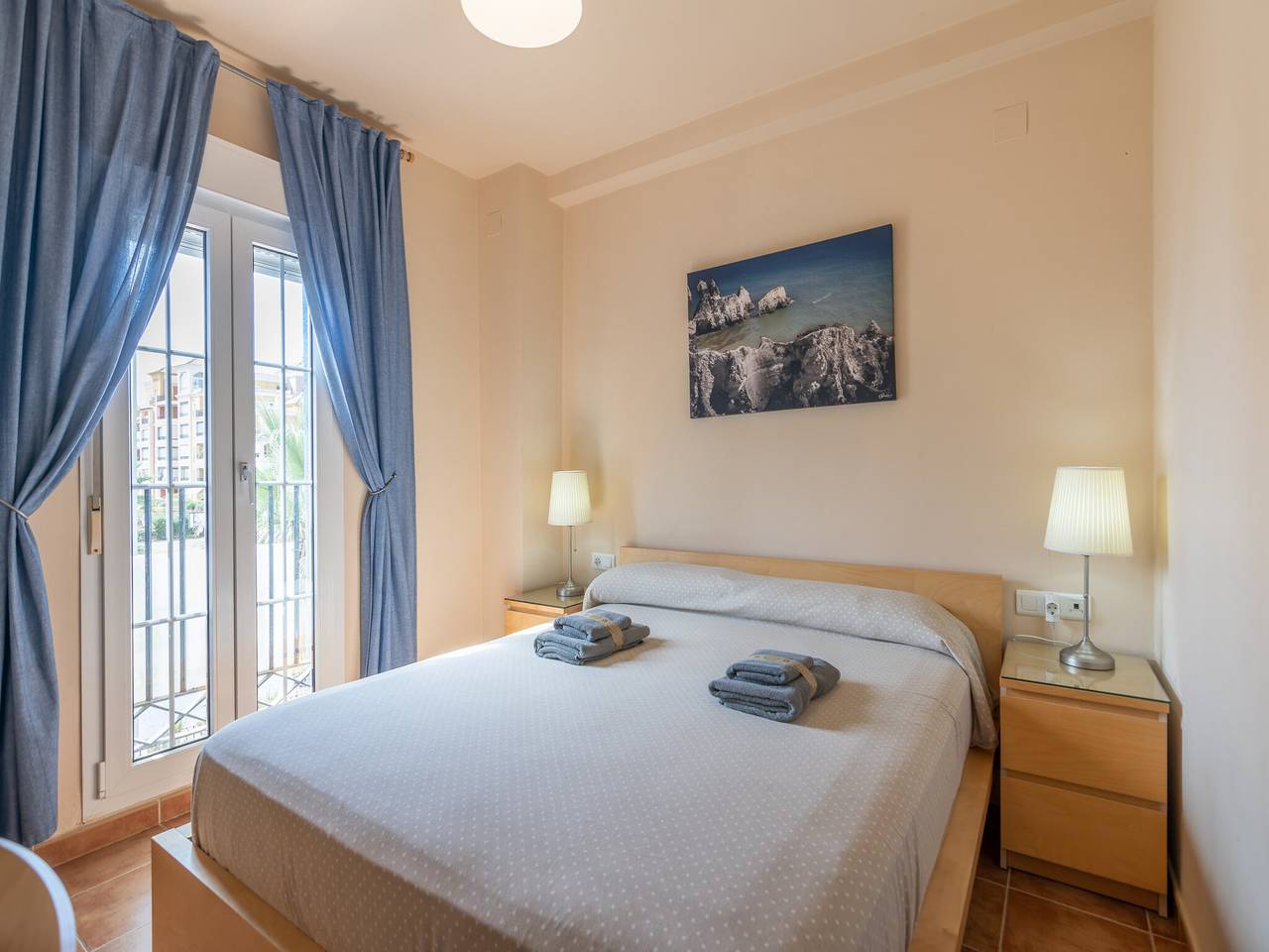 Apartamento entero, Escapada frente a la playa con vistas al mar in Isla Canela, Ayamonte