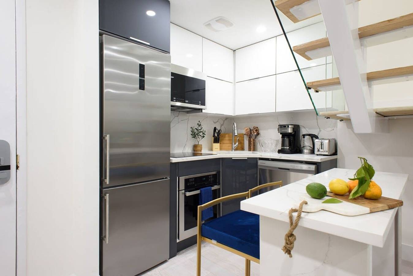 Entire apartment, 75-3A 3Br Duplex Prime Ues Wd in unit Sleeps 6 in Manhattan, New York City