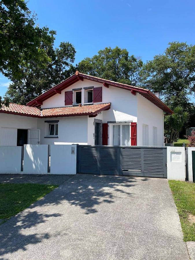 Maison de vacances pour 6 personnes, avec jardin et piscine