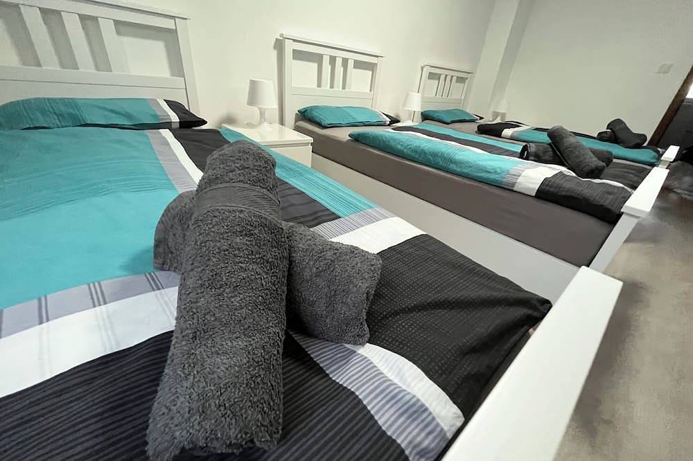 Ganze Wohnung, Homesnrw - Messe / City 2.Og in Bergisch Gladbach, Rheinisch-Bergischer Kreis